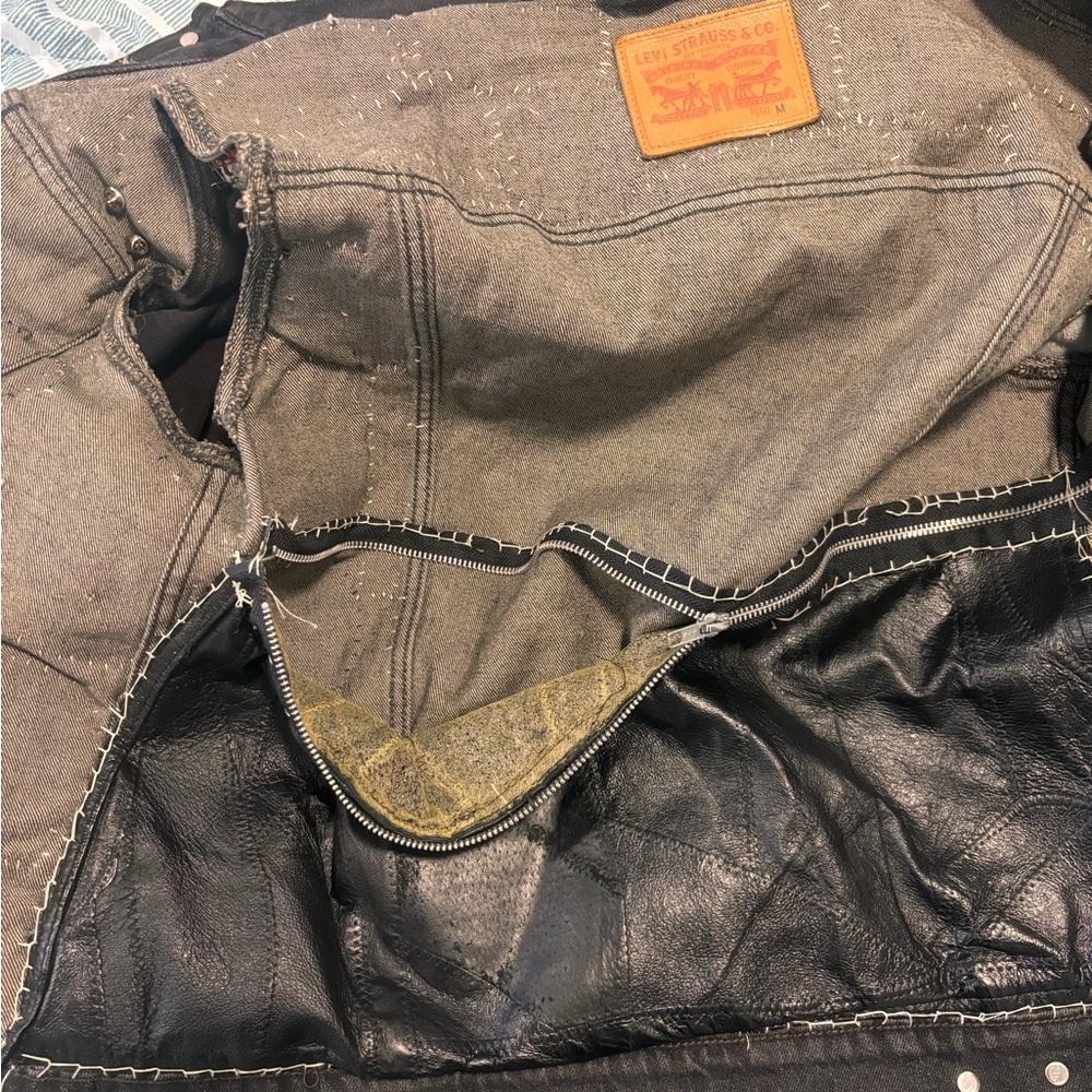 Levi’s Black Denim Vest DIY - Picture 6 of 7